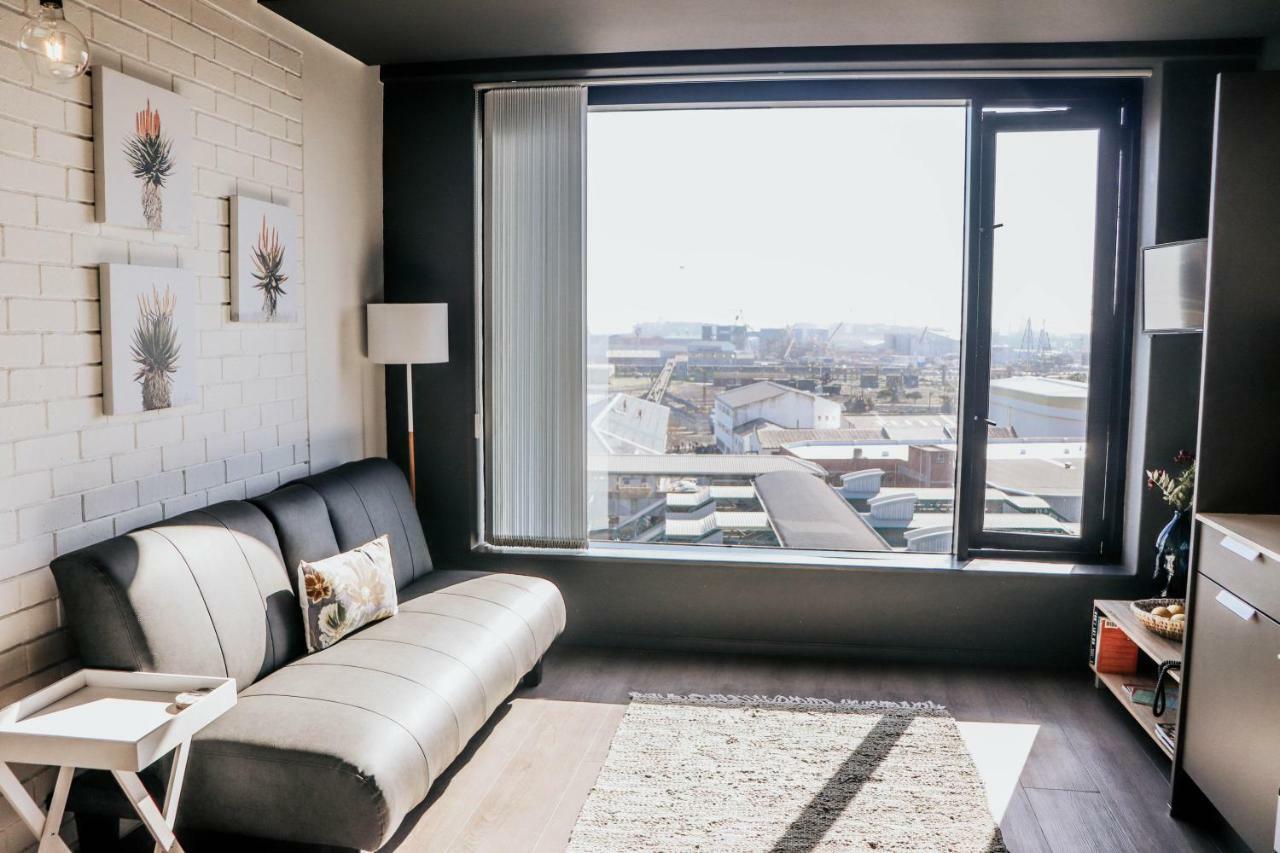Wex1 - Modern, Iconic, Pool, Gym, Wifi, Secure Parking Apartman Fokváros Kültér fotó