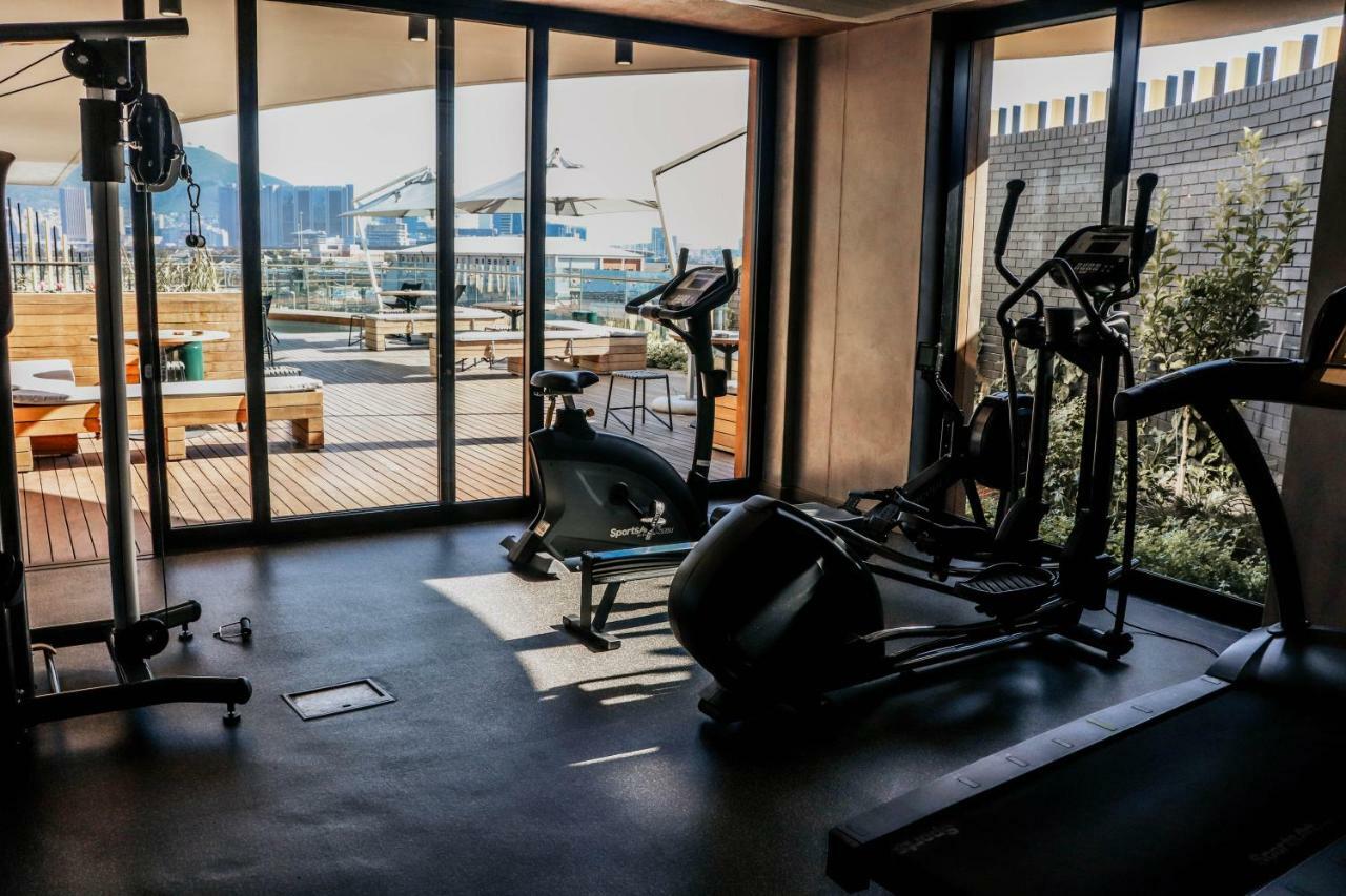 Wex1 - Modern, Iconic, Pool, Gym, Wifi, Secure Parking Apartman Fokváros Kültér fotó