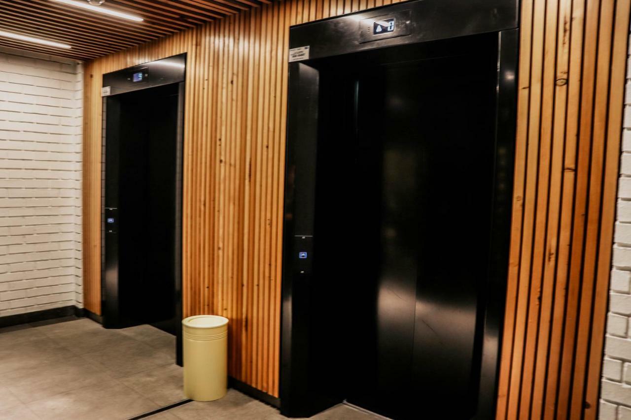 Wex1 - Modern, Iconic, Pool, Gym, Wifi, Secure Parking Apartman Fokváros Kültér fotó